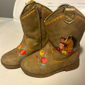 Spirit girls boots